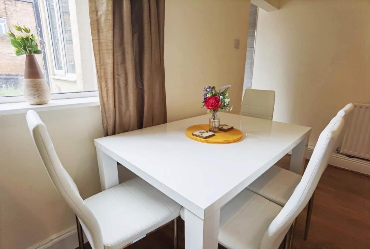 Kenrick Street Great House Available For Guests And Contractors Parking And Wifi Villa Nottingham Eksteriør billede
